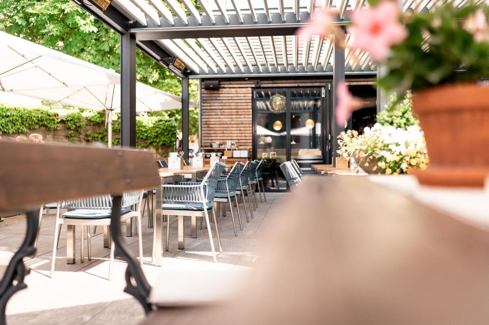 Hotel-Restaurant Schwanen Metzingen  Exterior photo